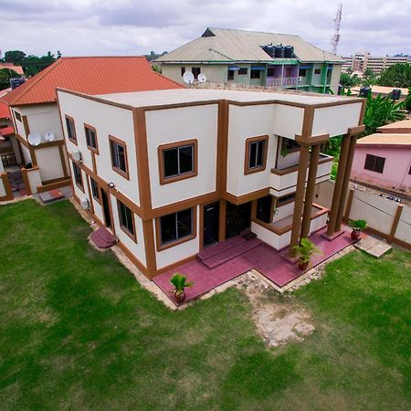 Indigo Cottage And Apartment Kumasi Exterior foto