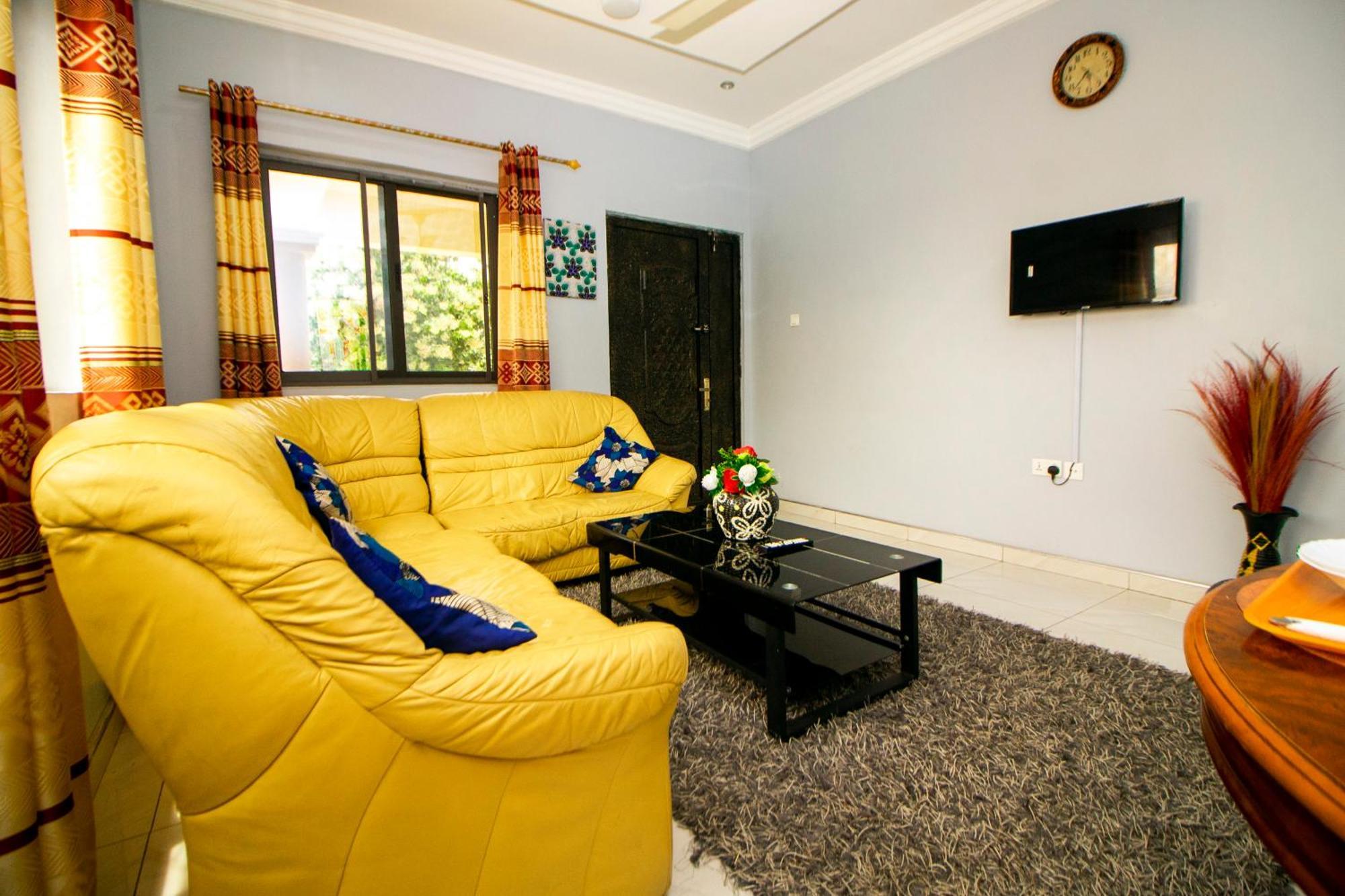 Indigo Cottage And Apartment Kumasi Exterior foto