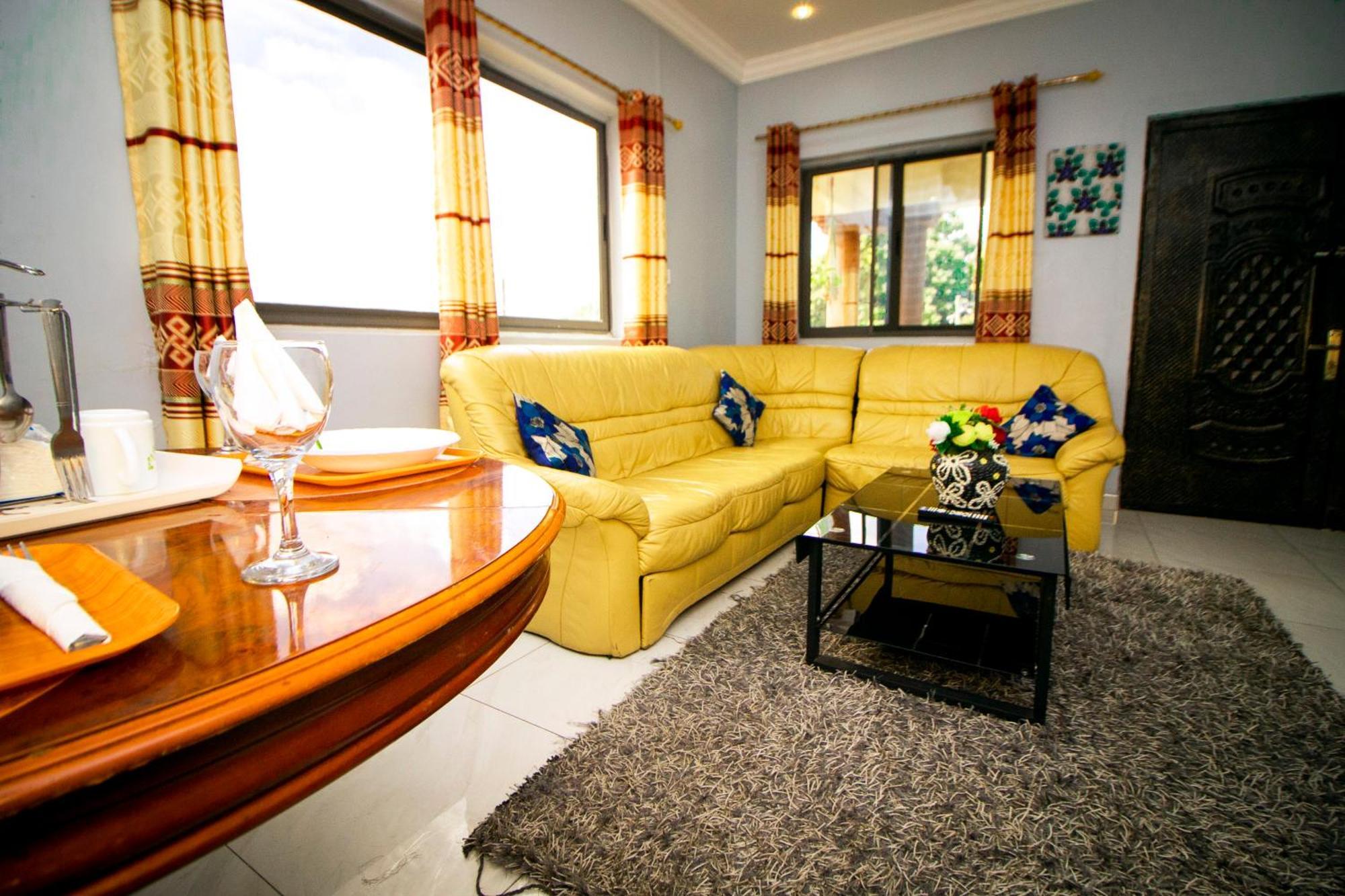 Indigo Cottage And Apartment Kumasi Exterior foto